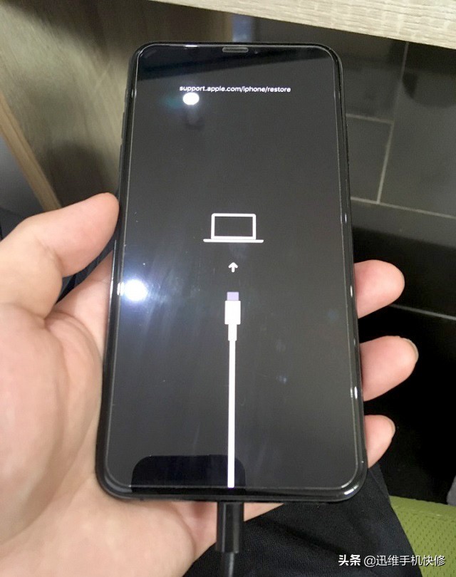 苹果手机用户必备：历代iPhone手机如何进入最纯洁的DFU形式？