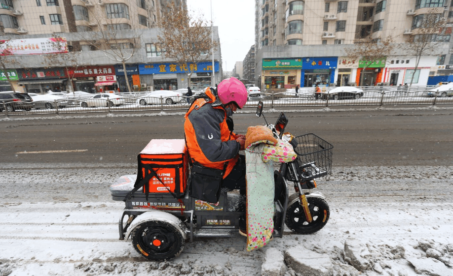 uu跑腿一天能赚多少（能月入过万吗？）